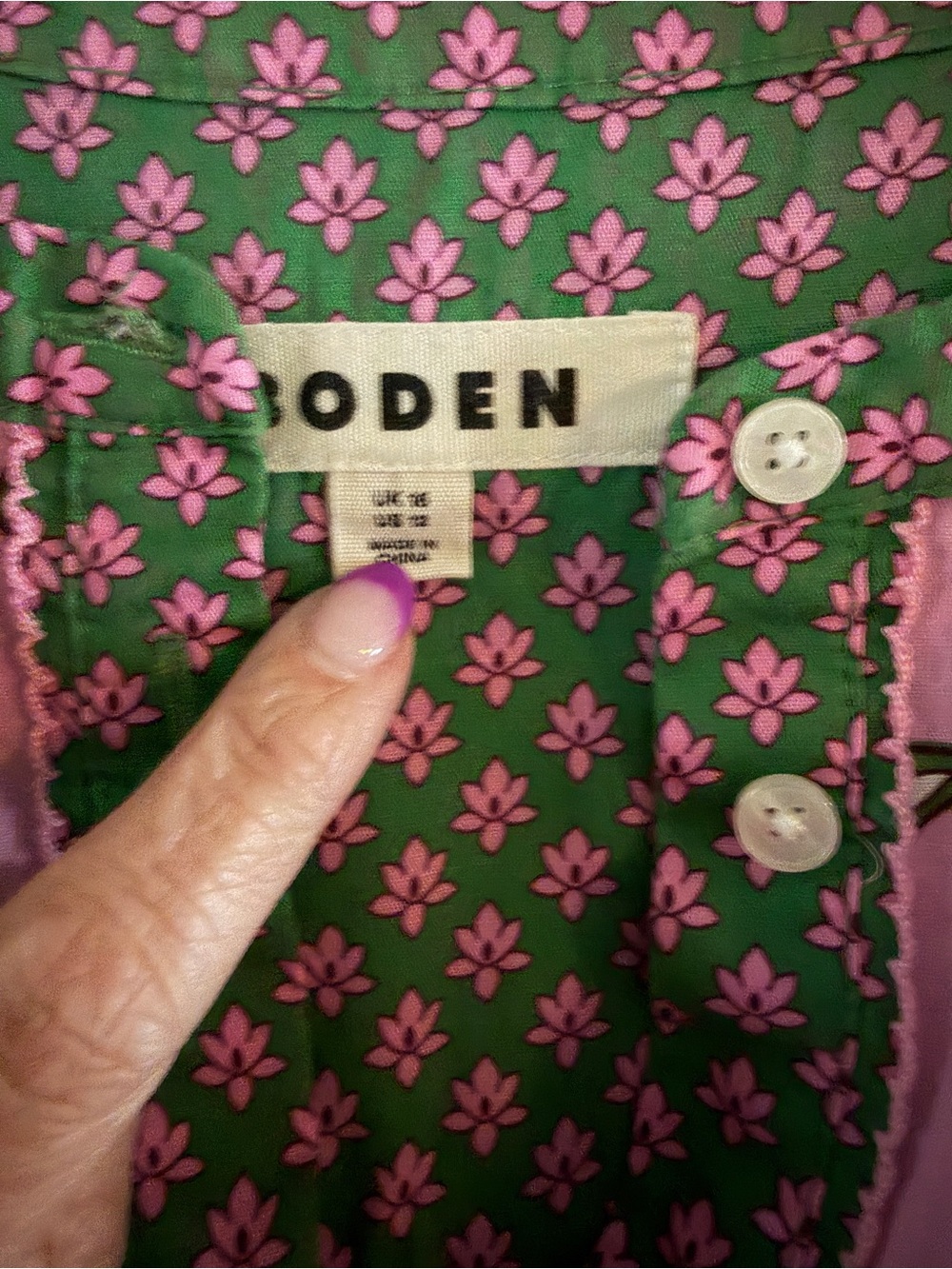 Boden Pink Floral Button-Front Blouse with Green Trim - Picture 2 of 2